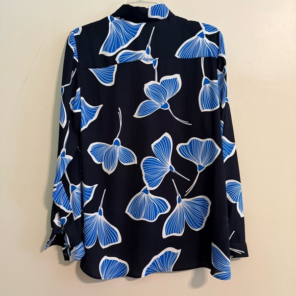 CAbi Top Womens Small Blue Regal Blouse Button Up Style 6080 Floral business - Picture 10 of 10